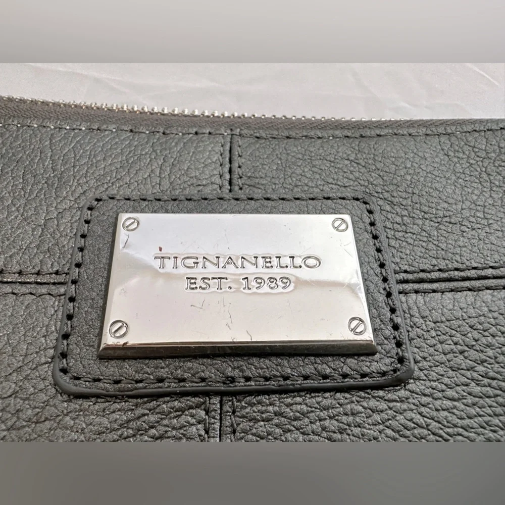 Tignanello Silver-Gray Leather Wristlet